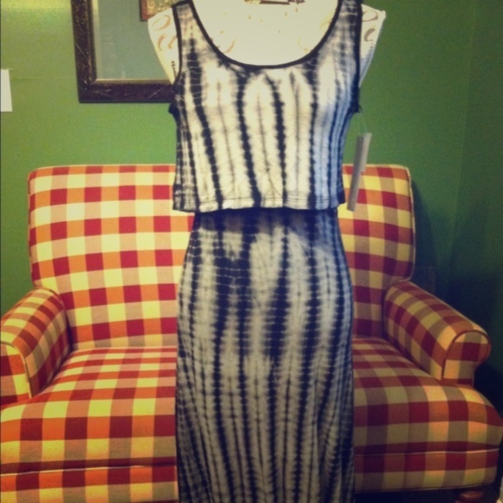 NWT Kensie Tie Dye Maxi Dress xs